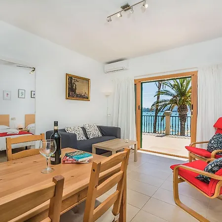 Apartment Pine Walk Port de Pollenca